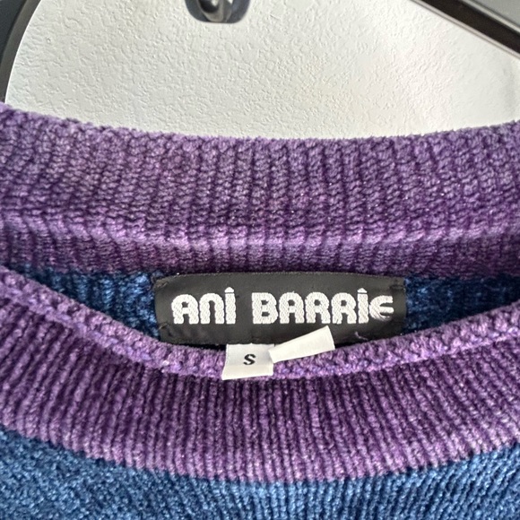 Ani Barrie Sweater - Picture 3 of 3